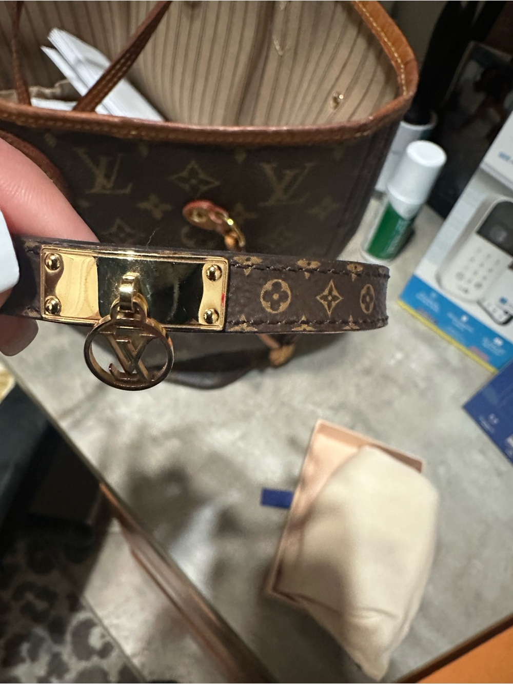 Louis Vuitton Brown and Gold Monogram Strap - Picture 14 of 14
